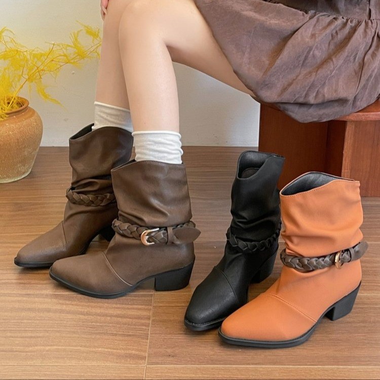 2026 New Vintage Style Pointed - Vintage And Modern Fashion ulasan dan harga