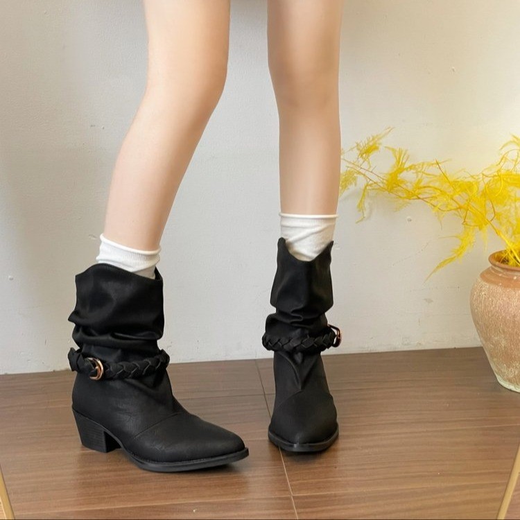 2026 New Vintage Style Pointed - Vintage And Modern Fashion ulasan dan harga